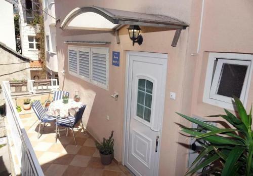 Apartment Ljubav-with Parking