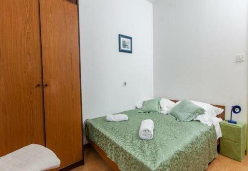 Apartments Jadro - 250m From Beach