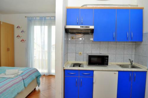 Apartments Ivi - Parking & Garden