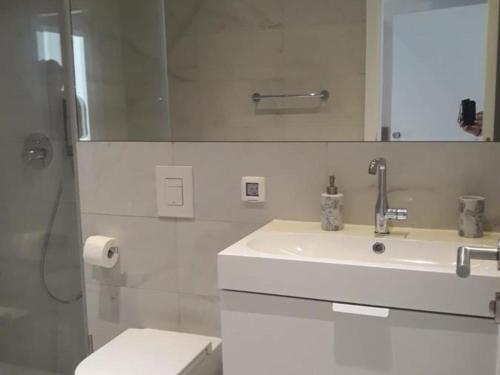 Blissful Apartment In Makarska With Swimming Pool