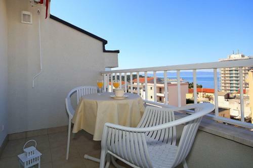 Apartments Emma Holidays