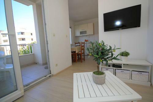 Apartments Emma Holidays