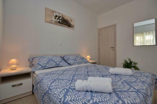 Apartment With Big And Free Private Parking