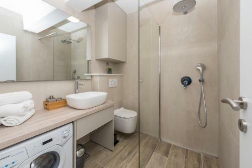 Beach Apartments Mara