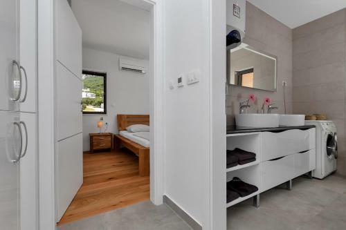 Luxury Apartment Macola Free Beach Parking