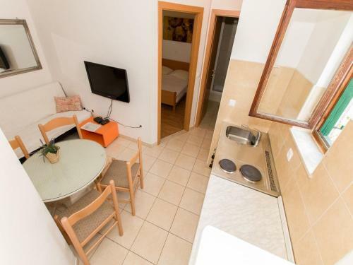 Apartments Srzi
