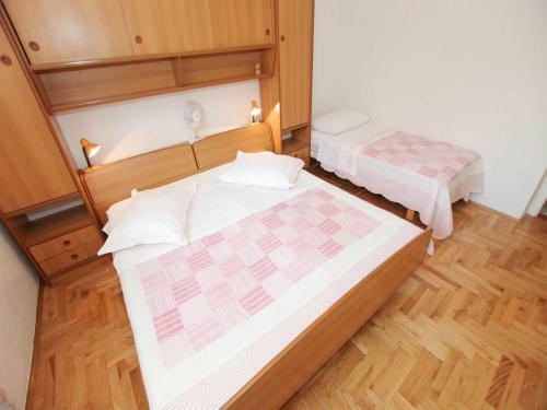 Apartments Srzi
