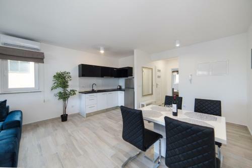 Apartments Blanka House