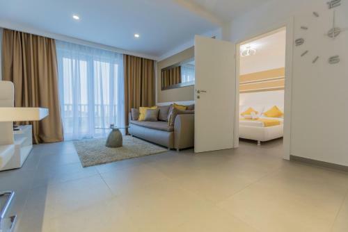 Veliko Brdo Apartments
