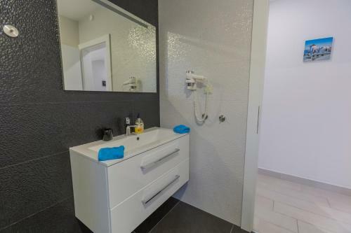 Veliko Brdo Apartments
