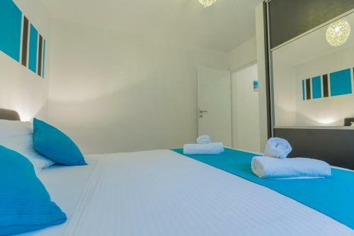 Veliko Brdo Apartments