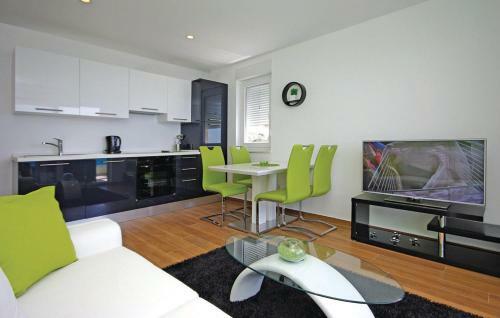 Veliko Brdo Apartments