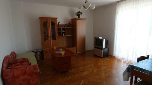 Hostal Apartments Ravli? Ana