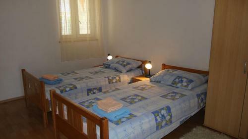 Hostal Apartments Ravli? Ana