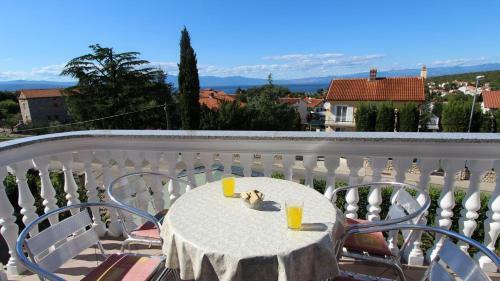 Hostal Apartments Ravli? Ana