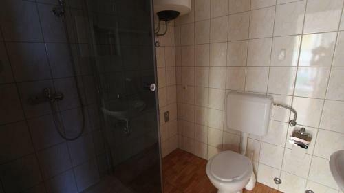 Hostal Apartments Ravli? Ana