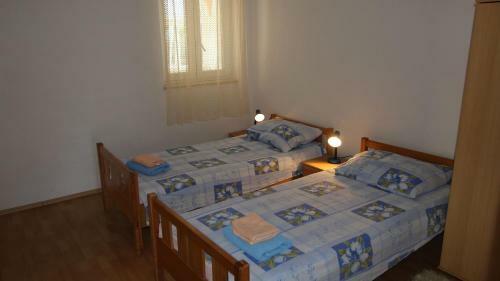 Hostal Apartments Ravli? Ana