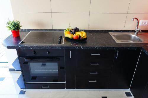 Hostal Apartments Adria