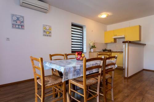 Hostal Apartments Ser?i?