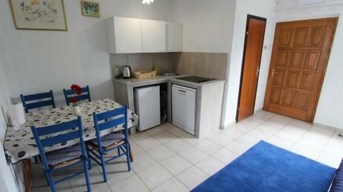 Hostal Apartments Lastavica