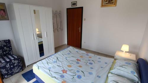 Hostal Apartments Lastavica
