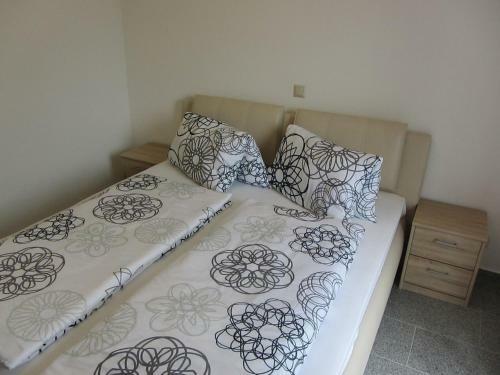 Apartment Tadi?