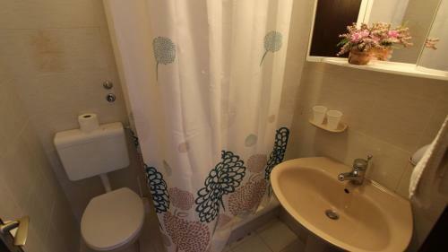 Hostal Apartments And Rooms Jelka