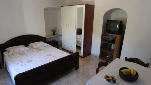 Hostal Apartments Eva