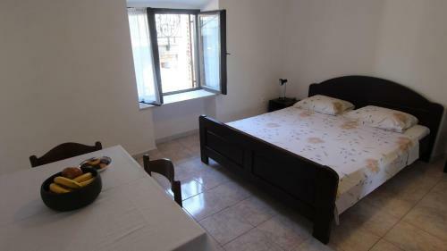 Hostal Apartments Eva
