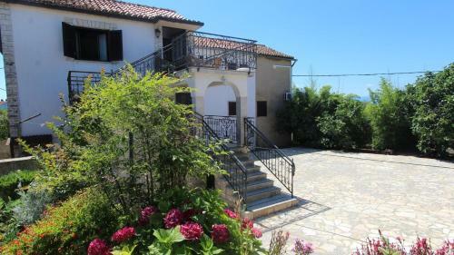 Hostal Apartments Eva