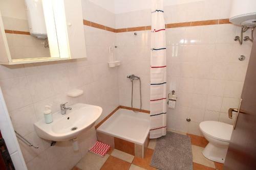 Apartments Uga2 - 70m From Beach