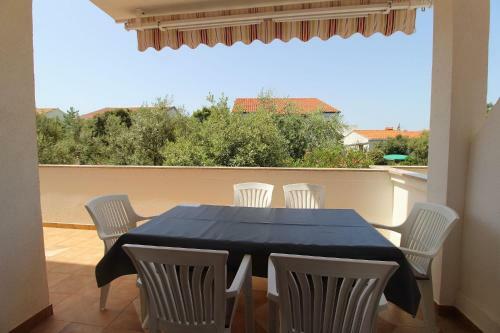 Apartments Uga2 - 70m From Beach
