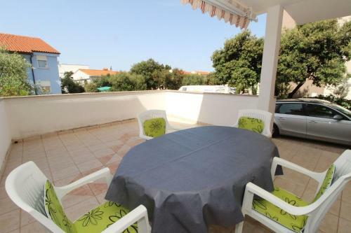 Apartments Uga2 - 70m From Beach