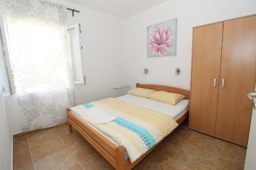 Apartments Uga2 - 70m From Beach