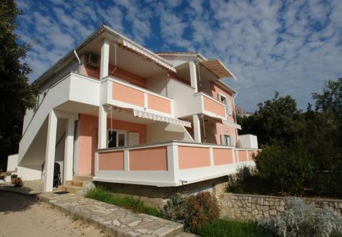 Apartments Uga2 - 70m From Beach
