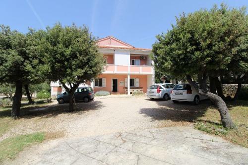 Apartments Uga2 - 70m From Beach