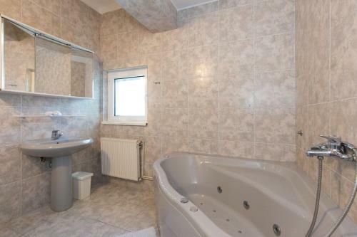 Apartamentos Villa Valica