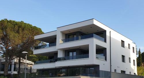 Elle Luxury Apartments Vanta?i?i