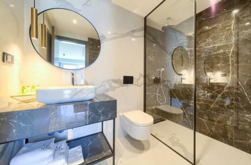 Hostal Luxury Villa Curiera