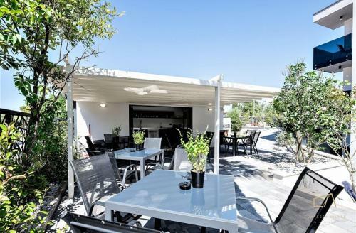 Hostal Luxury Villa Curiera