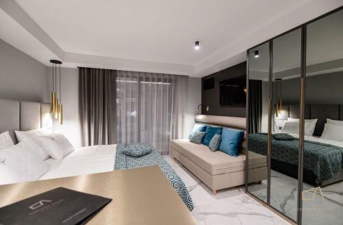 Hostal Luxury Villa Curiera