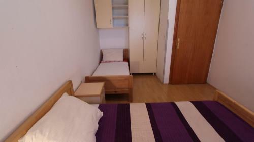 Hostal Apartments Miko