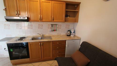 Hostal Apartments Miko