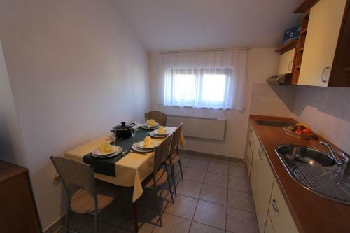 Hostal Apartments Valdina