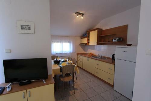 Hostal Apartments Valdina