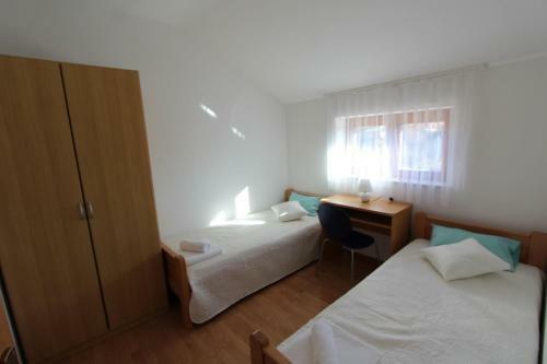 Hostal Apartments Valdina