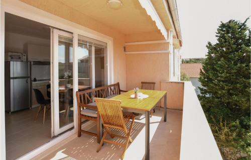 Two-bedroom Apartment In Mandre