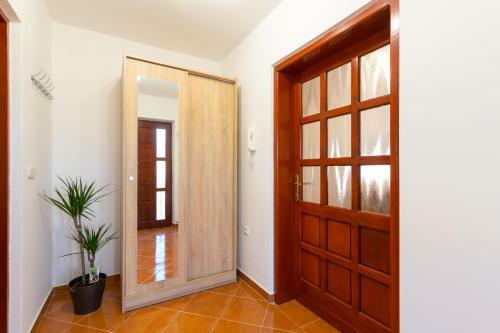 Relaxing Apartment Josip - Peaceful Area