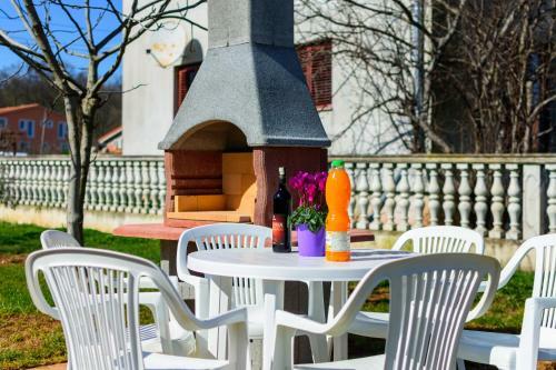 Relaxing Apartment Josip - Peaceful Area