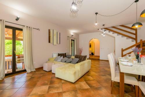 Unique Istrian Pool Villa Fuma